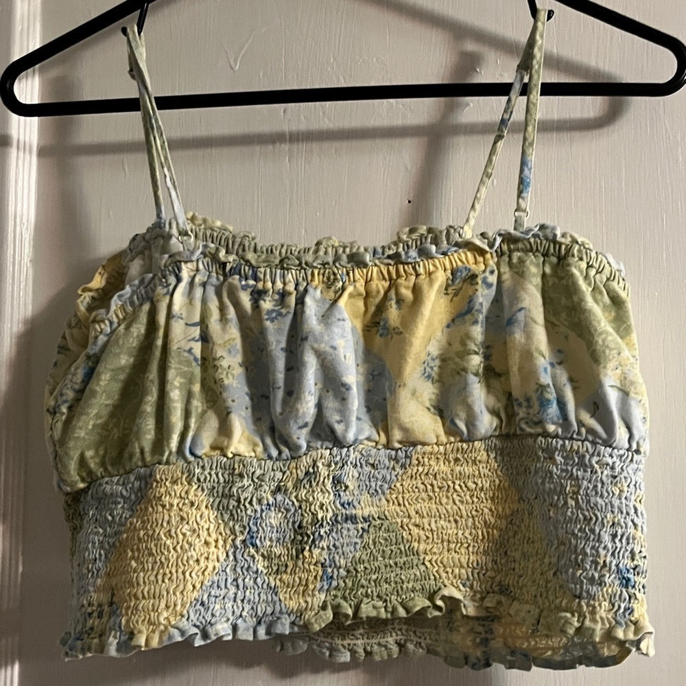 American Eagle Cropped bloused tank. Size: M - Picture 6 of 6